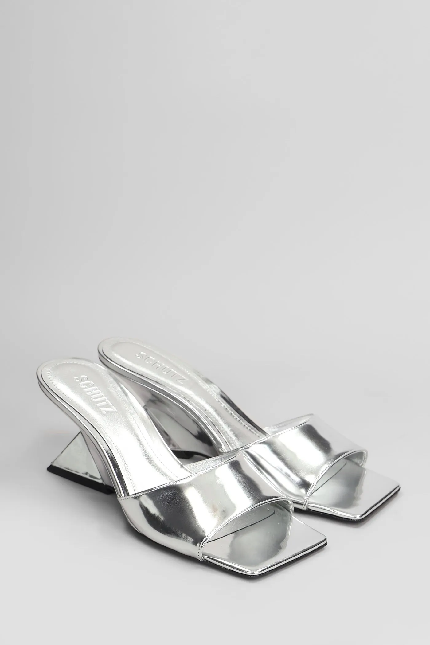 Abbie Sculpt Slipper-Mule in silver leather