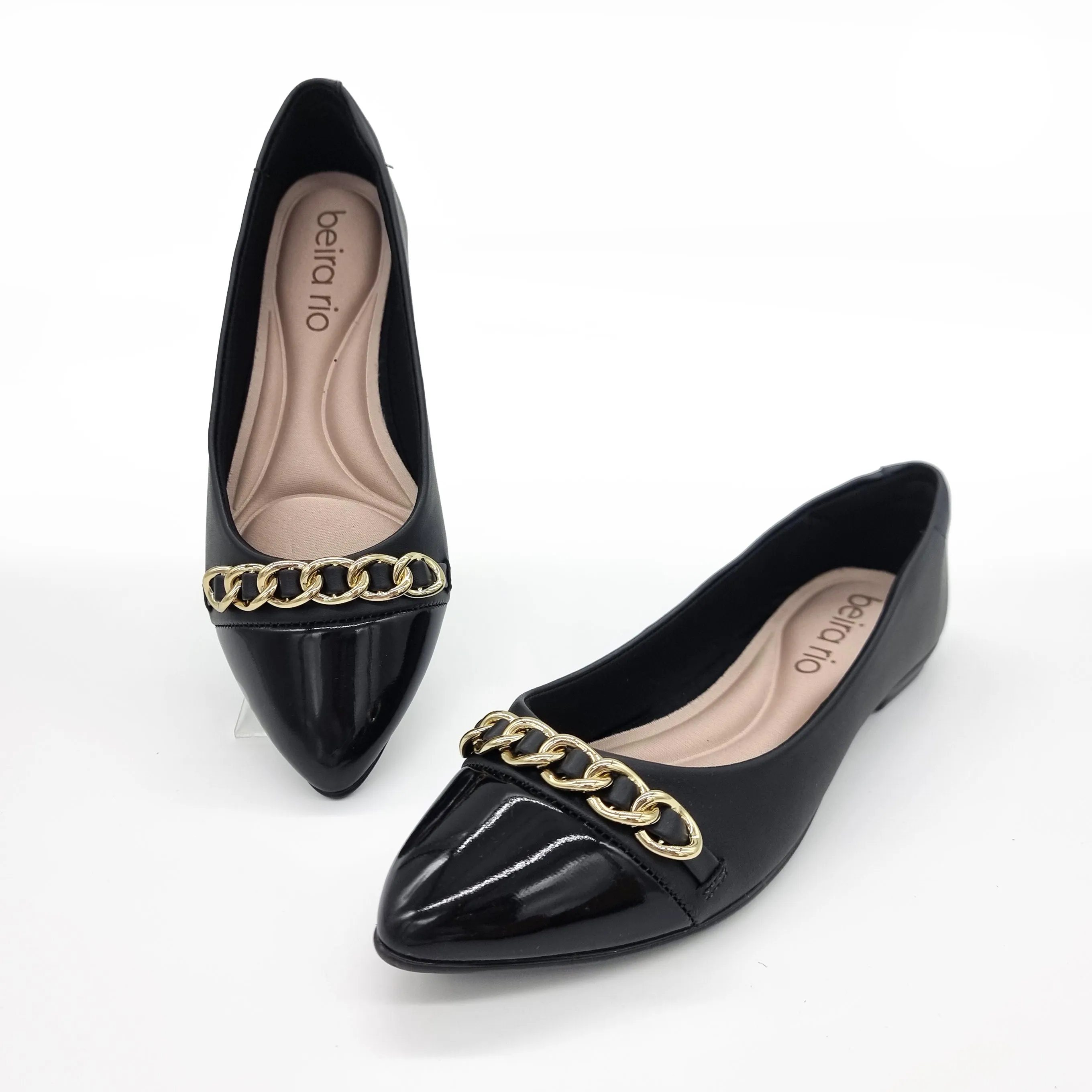 Beira Rio 4136-1106 Pointy Toe Flat in Black
