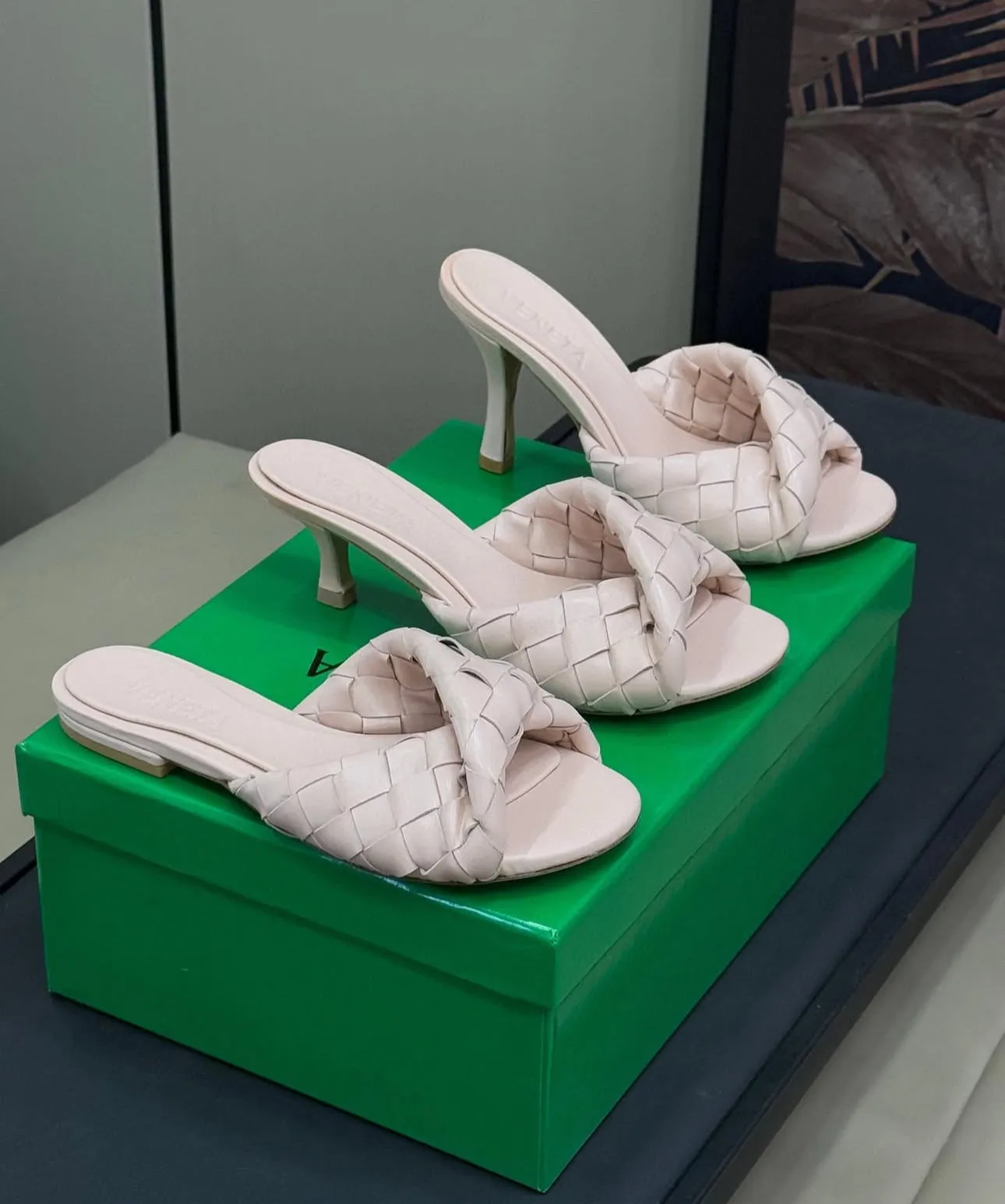 Blink Flat Mules