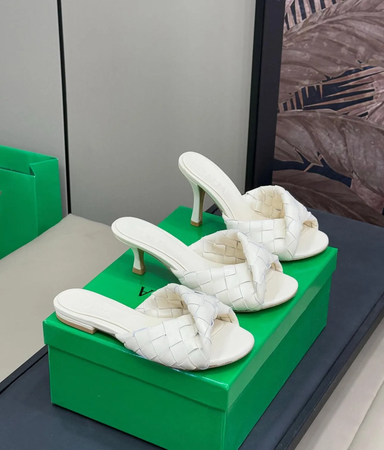 Blink Flat Mules