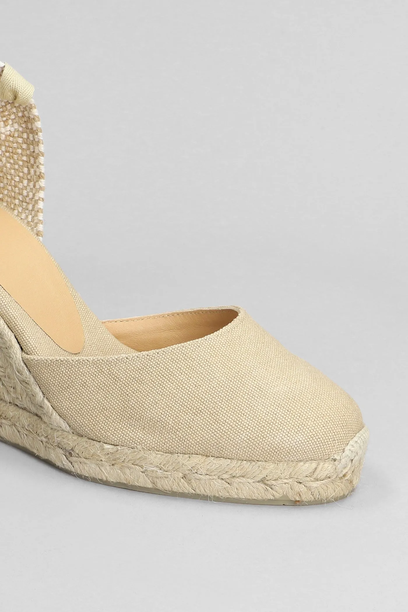 Carina-8-002 Wedges in beige canvas
