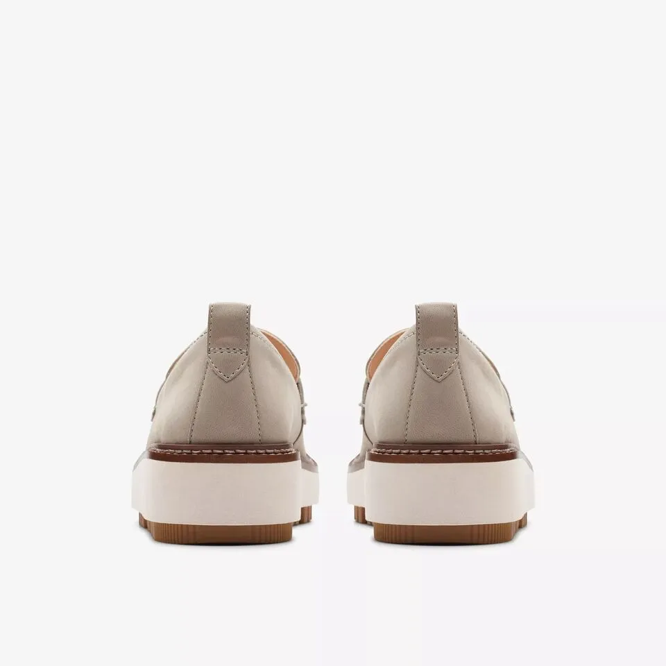 Clarks Women's Orianna W Loafer Shoes