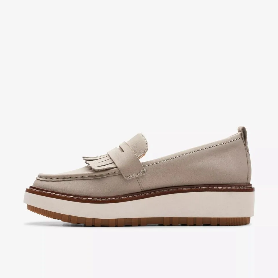 Clarks Women's Orianna W Loafer Shoes
