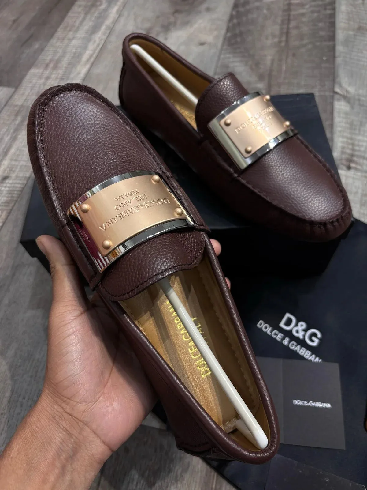 DOLCE & GABBANA || Brown Leather Loafer With Metal Logo