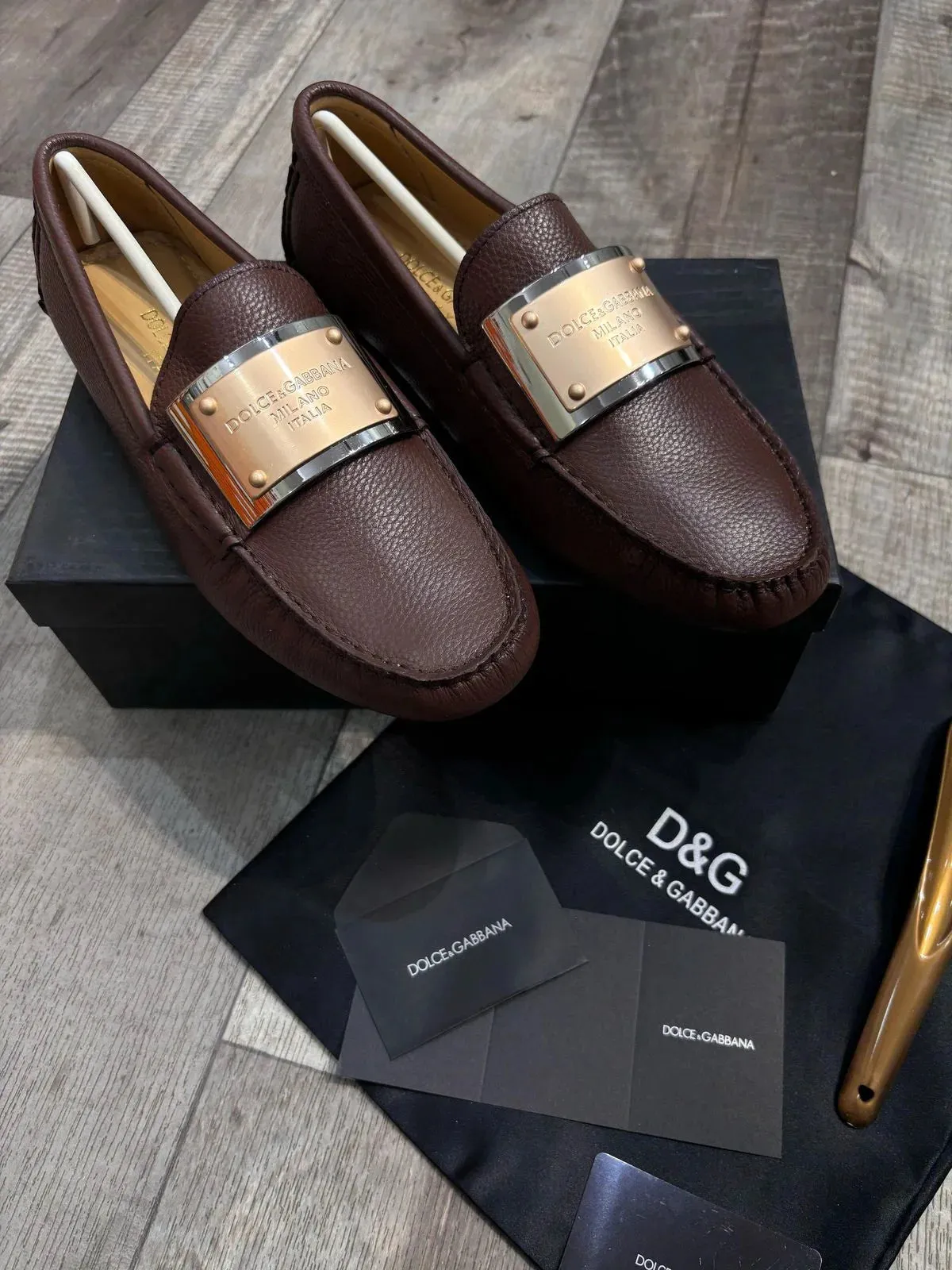 DOLCE & GABBANA || Brown Leather Loafer With Metal Logo