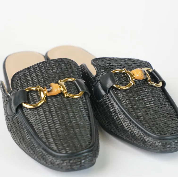 Flat Mule
