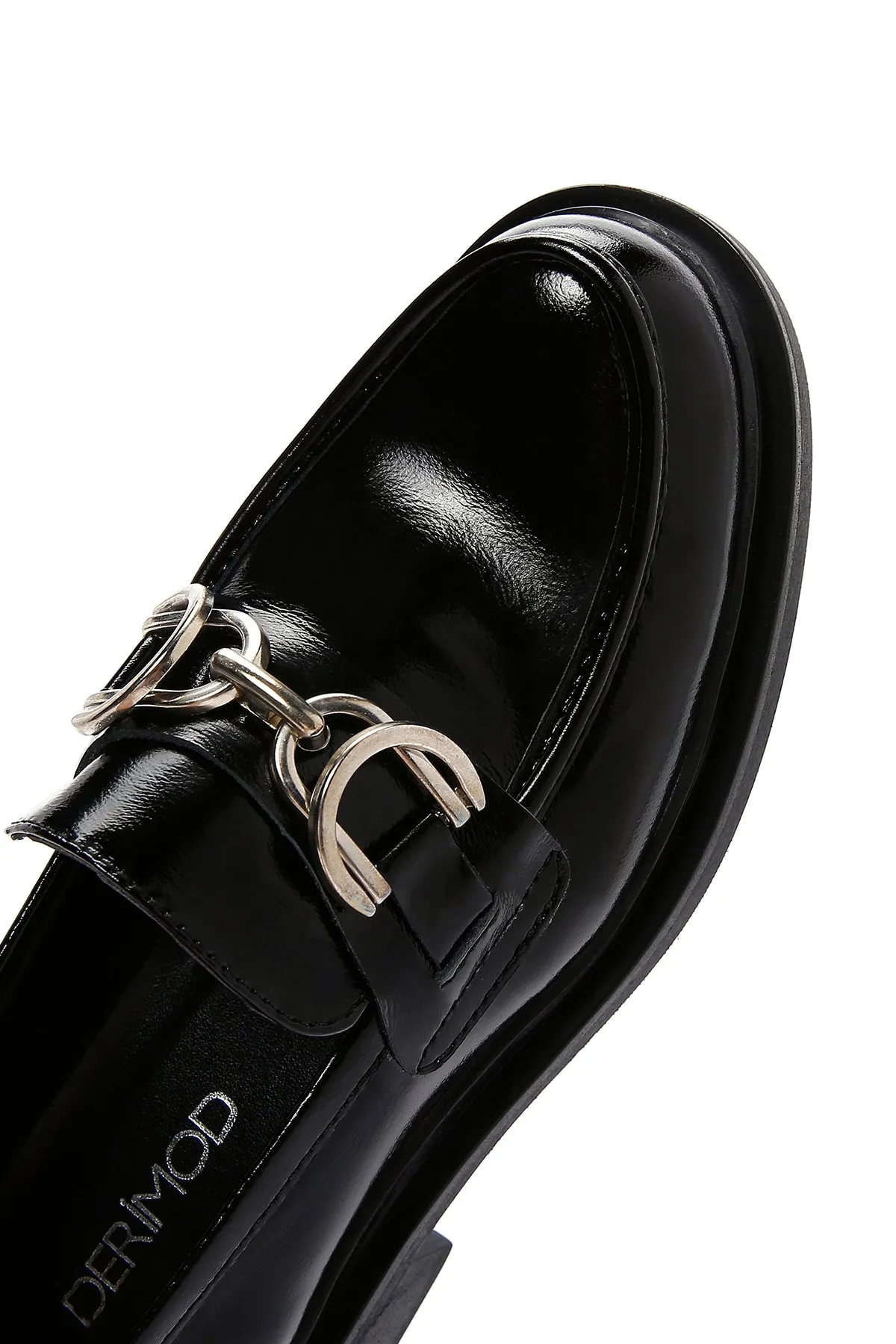 Kadın Siyah Zincir Detaylı Deri Maskülen Loafer