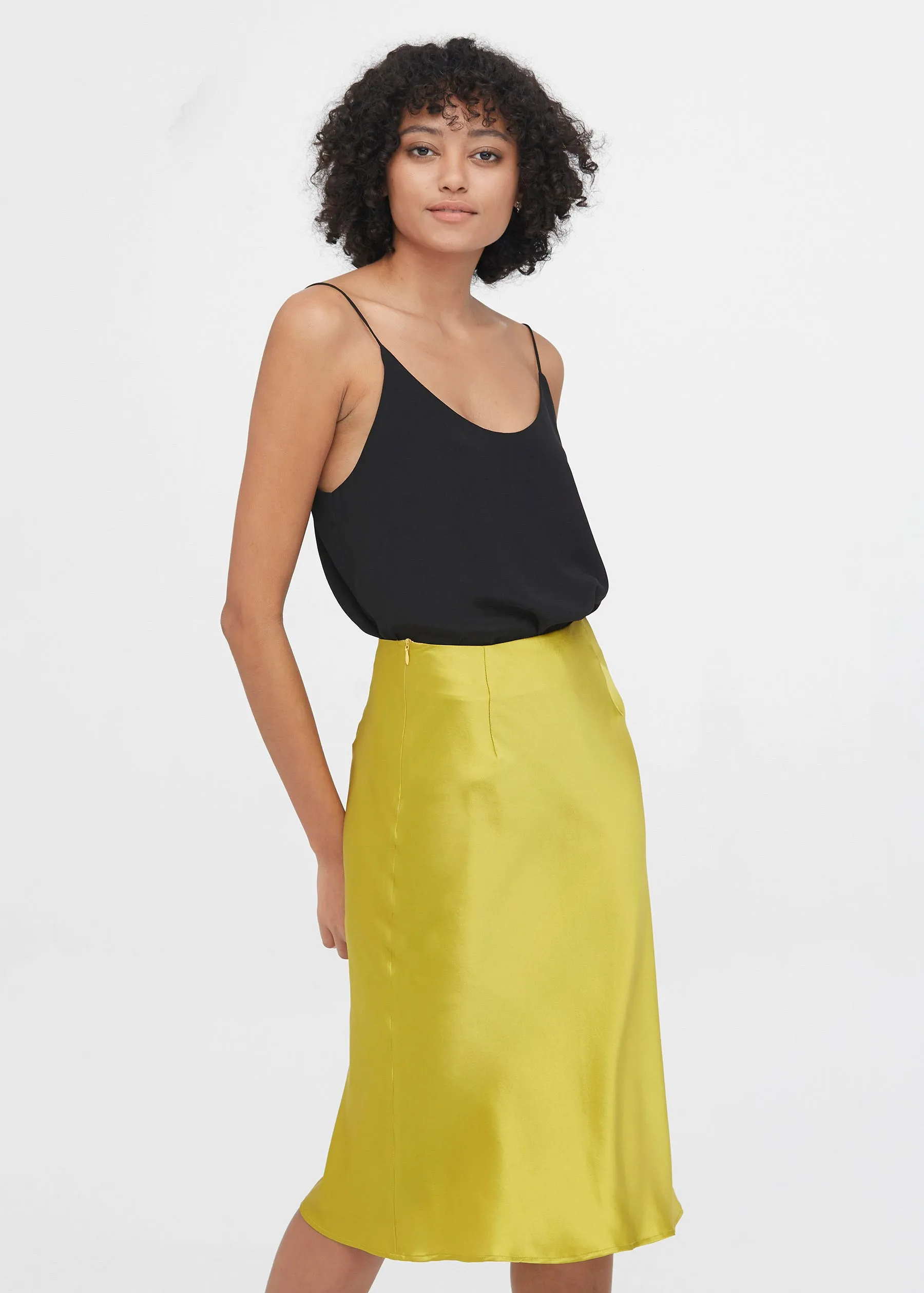 Knee-Length Hips-Wrapped Silk Skirt