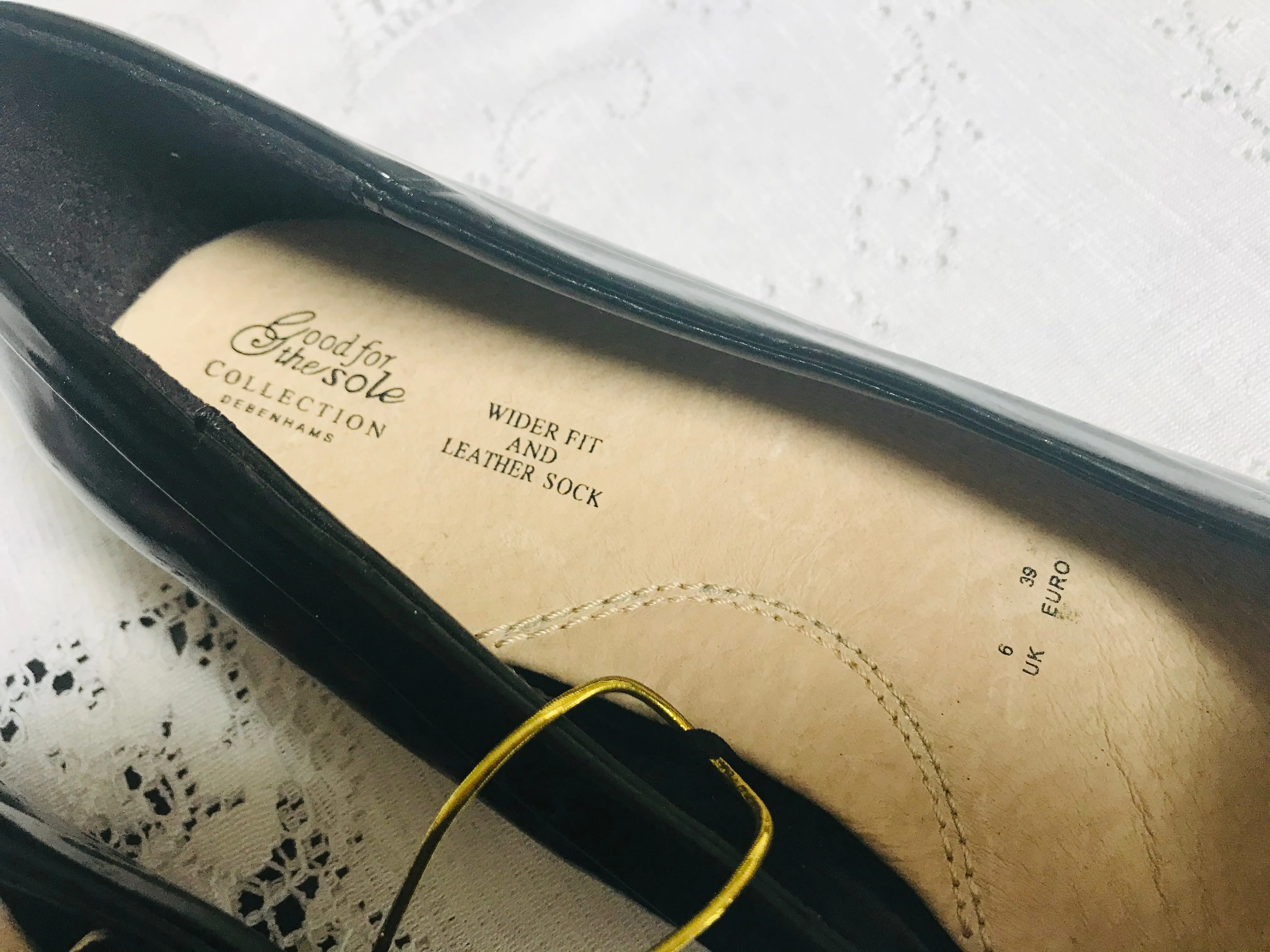 Ladies Glossy Animal Print Slip On Shoes Size 6 UK
