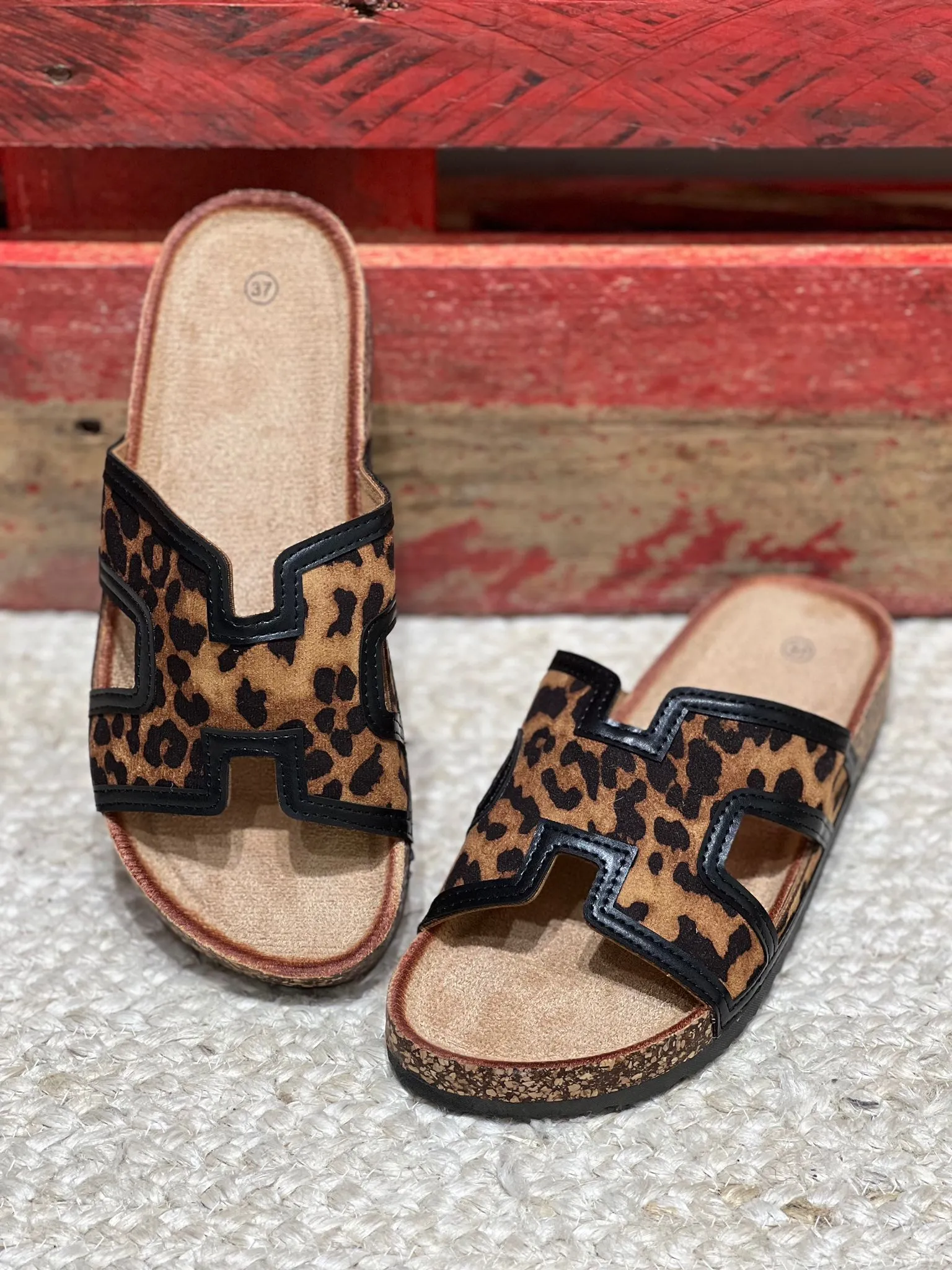 LEOPARD CUT OUT STRAP FLAT SLIP ON SANDALS SLIDERS