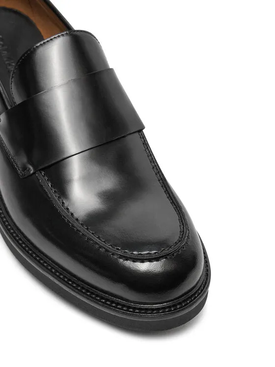 Moccasin W/ Band