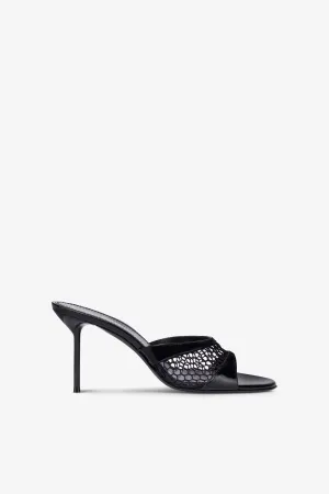Mules in black mesh and patent leather
