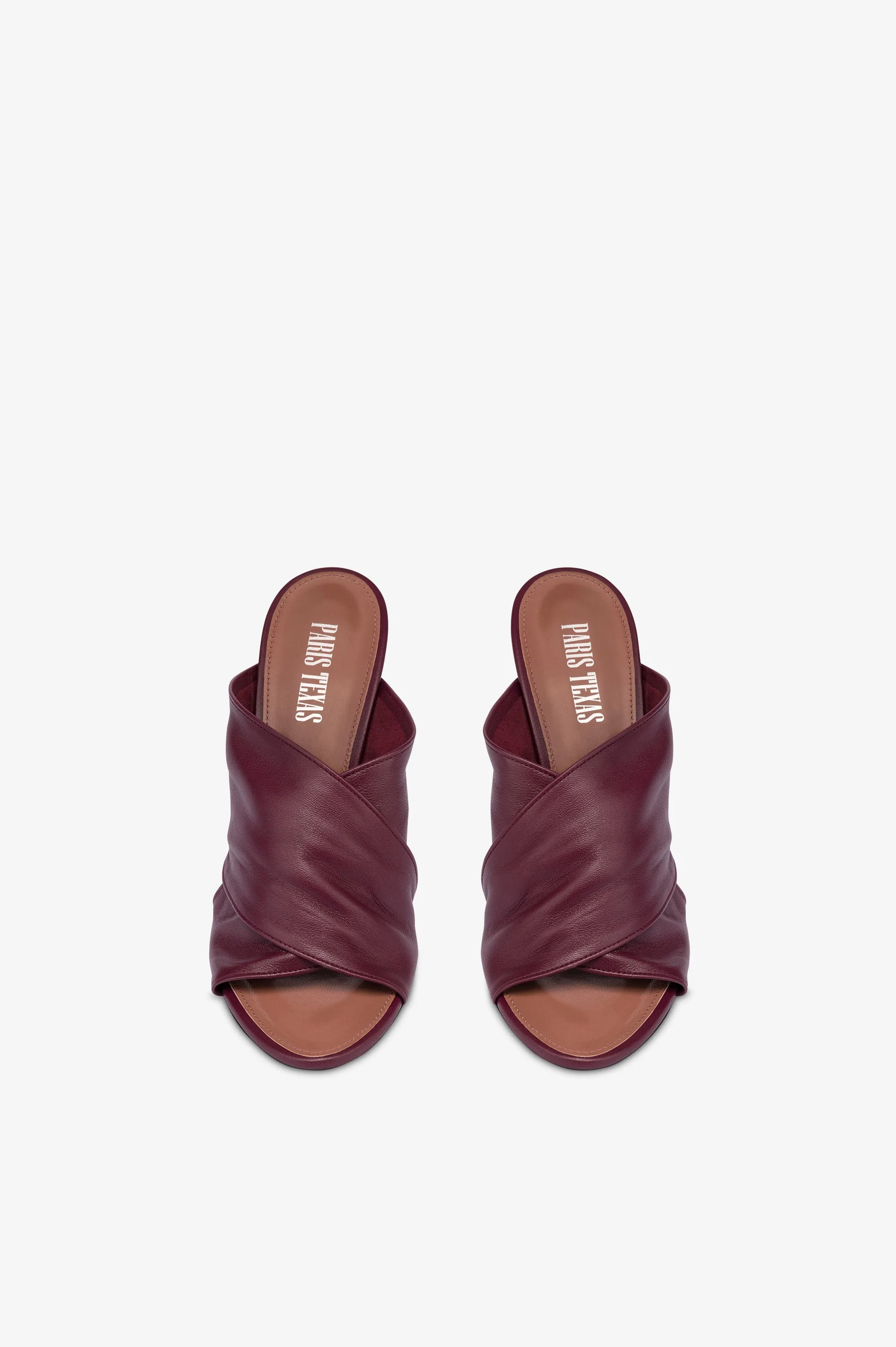 Mules in rouge noir leather