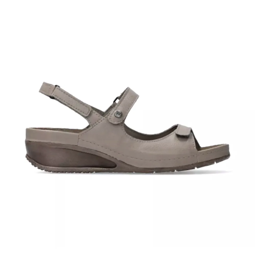 Pica Sandals