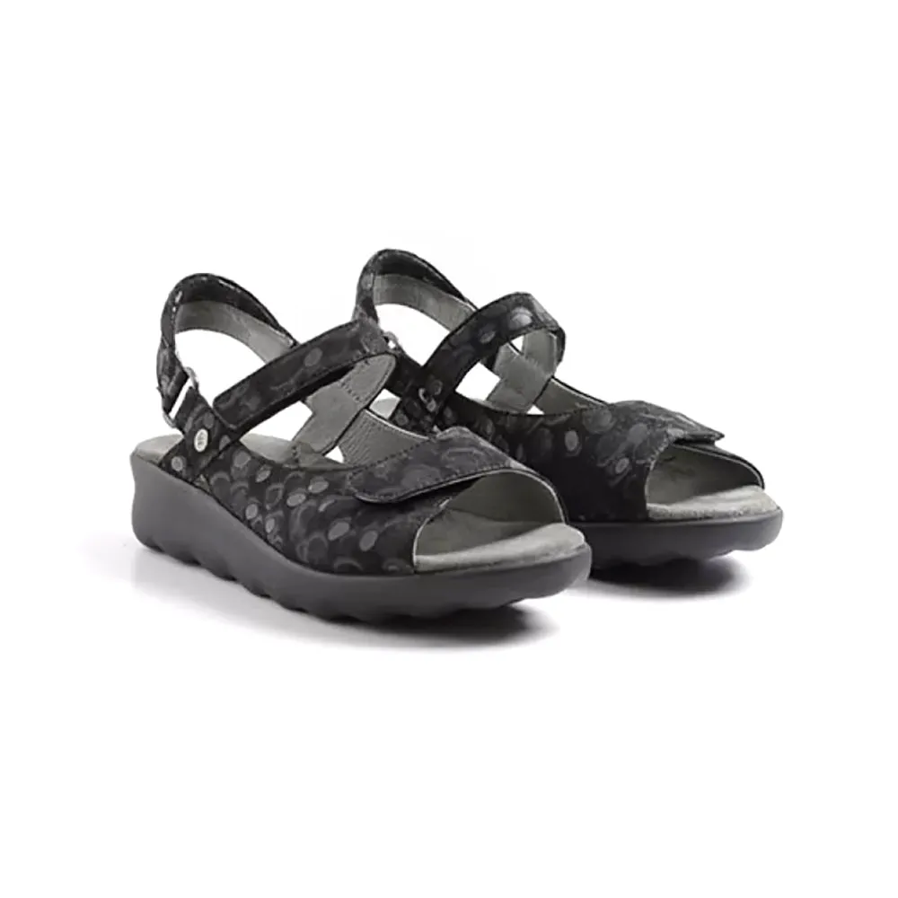 Pichu Sandal - 12-000 Black Circles