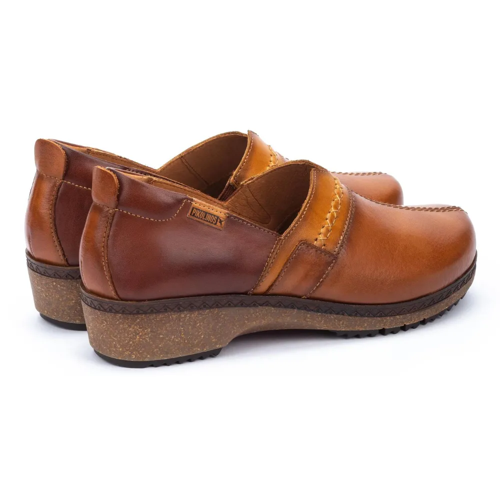 Pikolinos Granada 3627C1 Brandy Leather Clog (Women's)