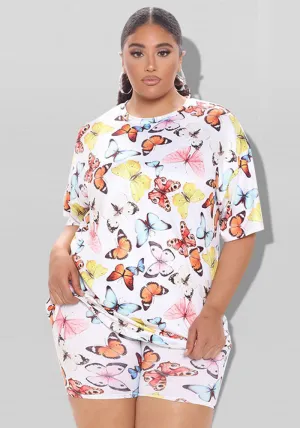 Playful Butterfly Print Relaxed-Fit T-Shirt and Shorts Two-Piece Set