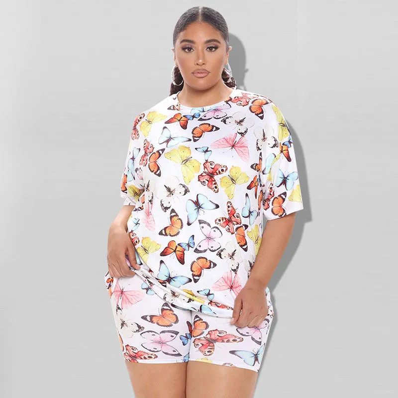Playful Butterfly Print Relaxed-Fit T-Shirt and Shorts Two-Piece Set