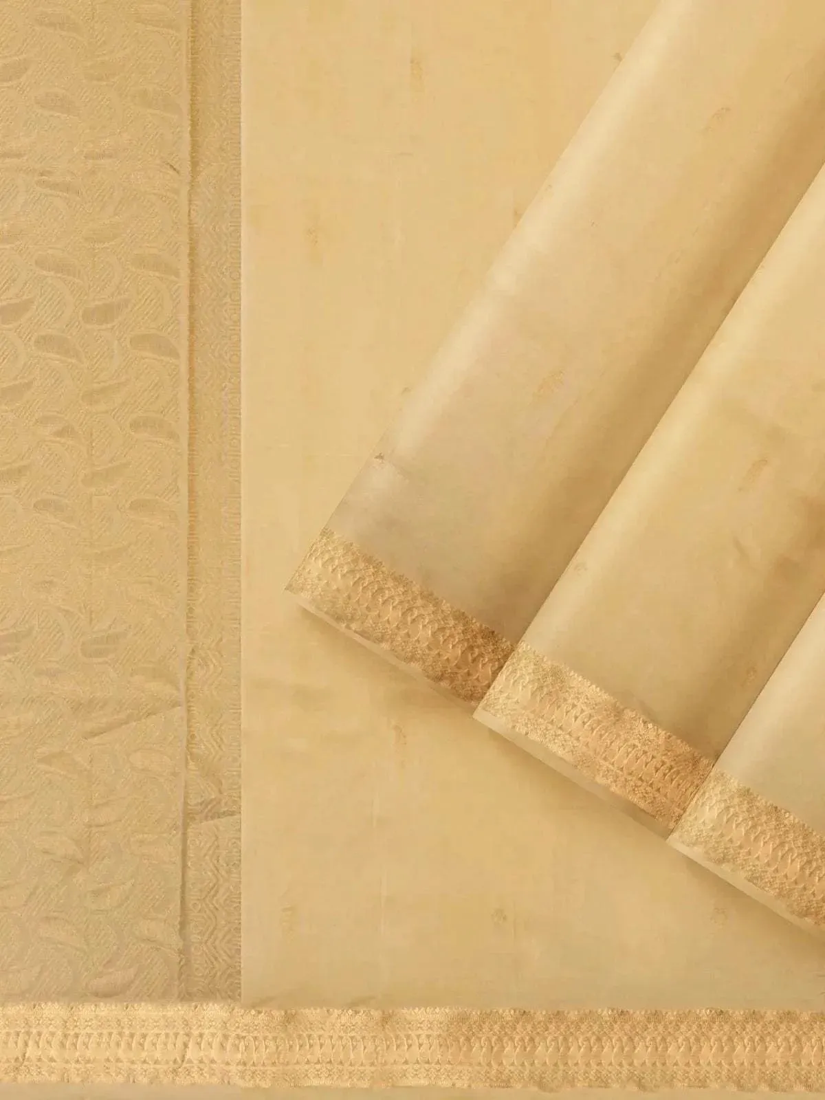 Sandal Silk Saree with Plain Design Body and Contrast Zari Border