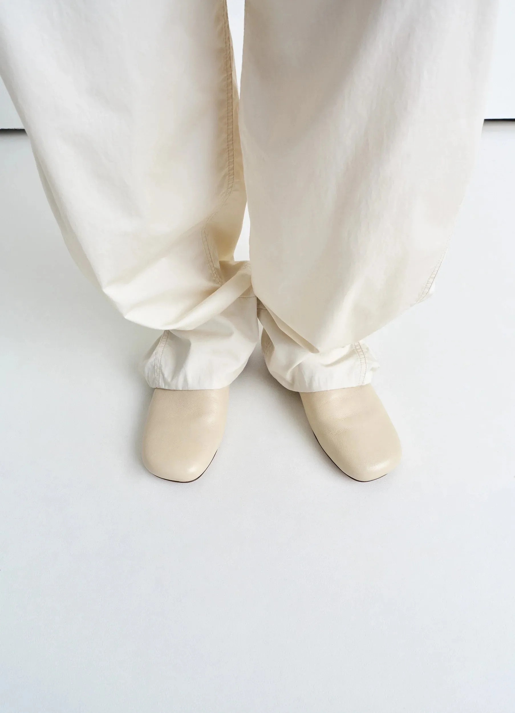 SLIPPERS