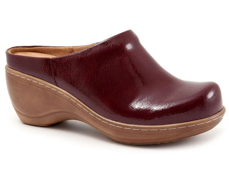 Softwalk Madison - Women's Clog