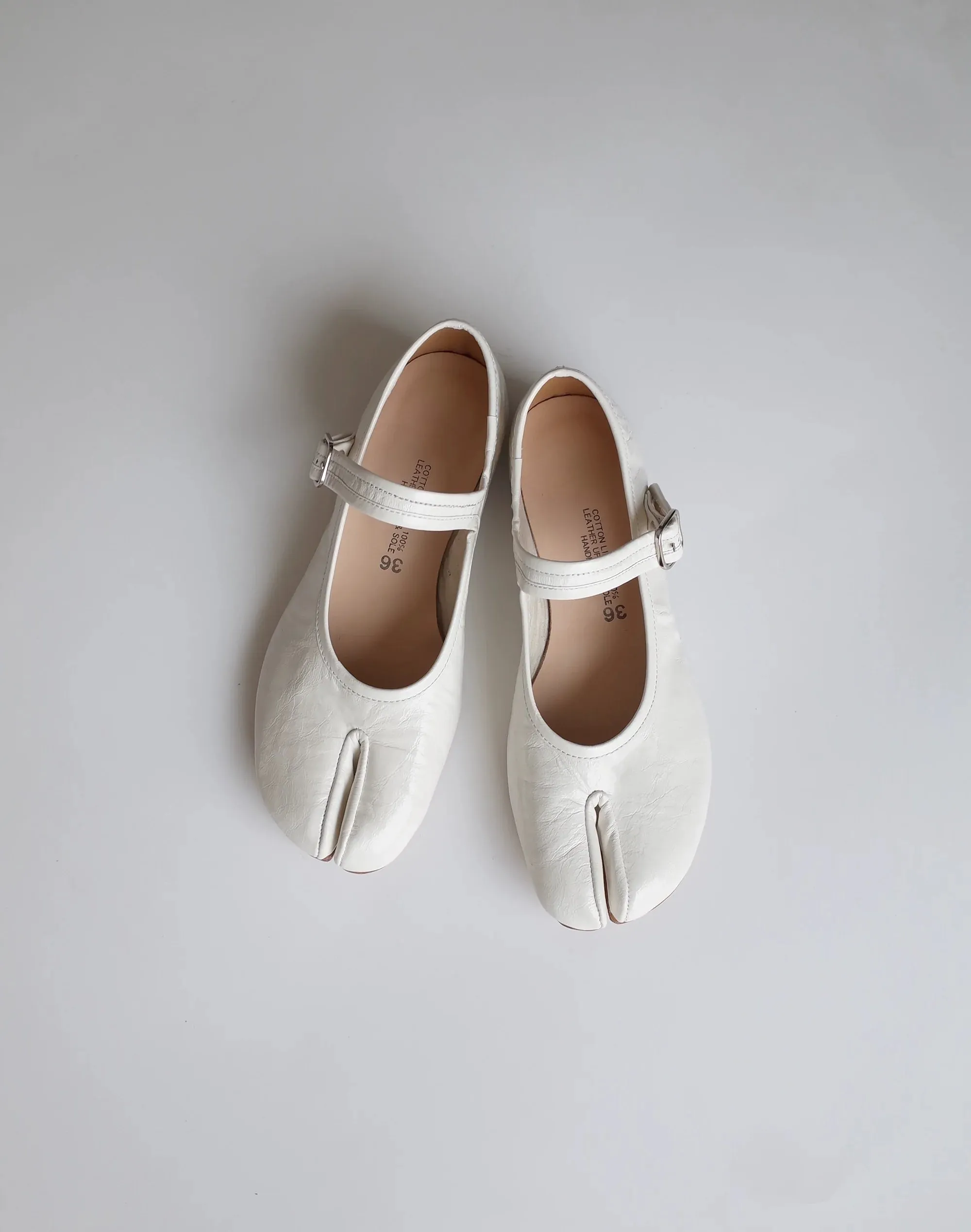 Split-Toe Leather Mary Jane Shoes