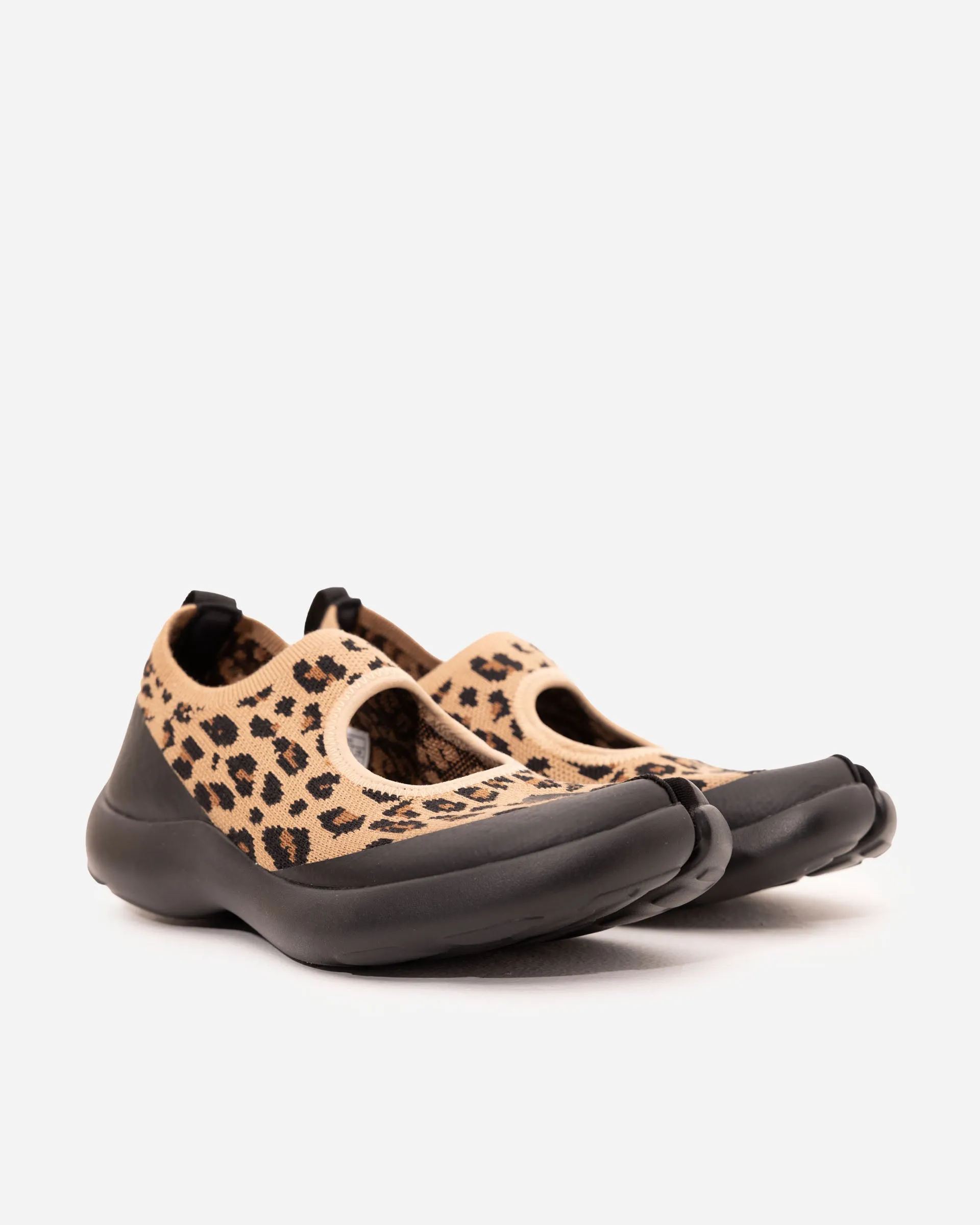 Tabi Sandal