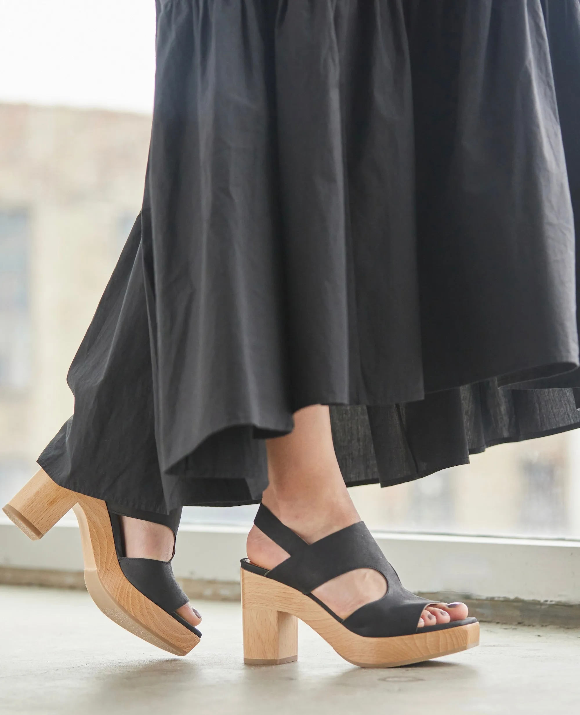 Vicky Clog